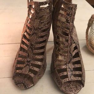 Faux Snake Skin Heels 👠 perfect for a night out!